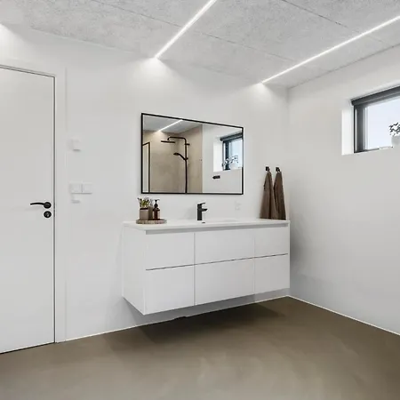 3 Bedroom Stunning In 度假居 斯卡恩